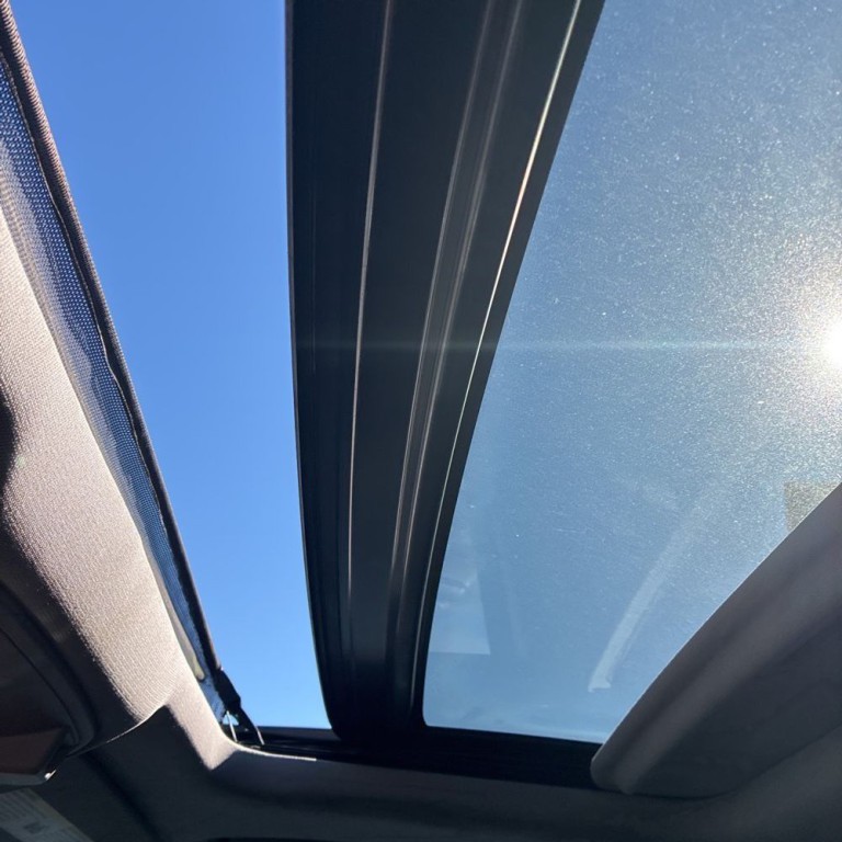 2015 Cadillac Escalade Image 15