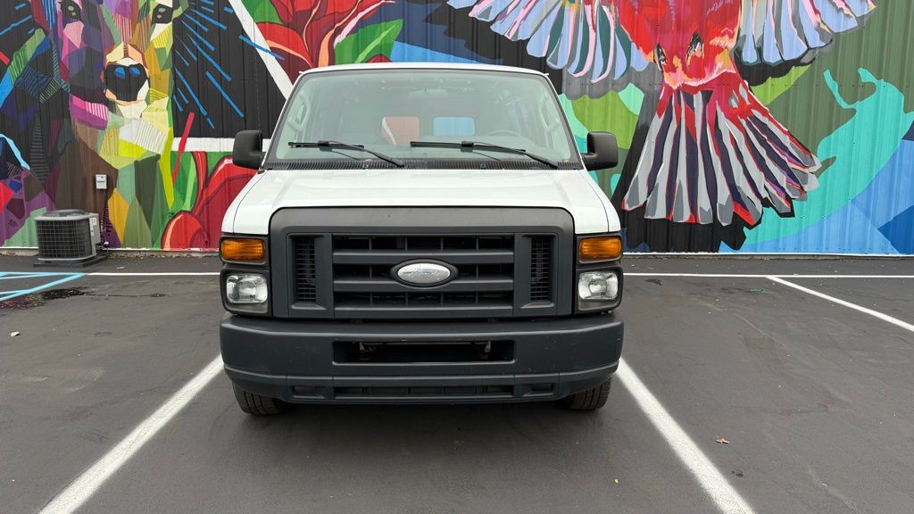 2013 Ford E-150 Image 2