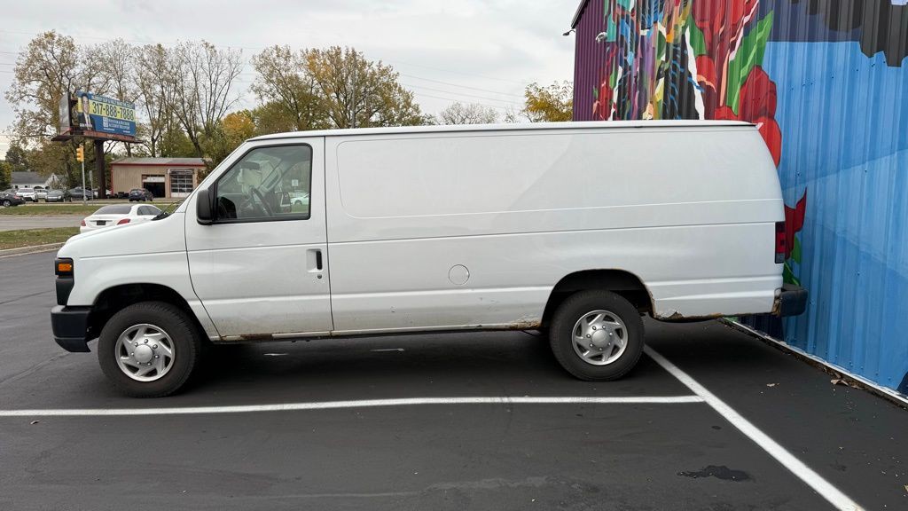 2013 Ford E-150 Image 4