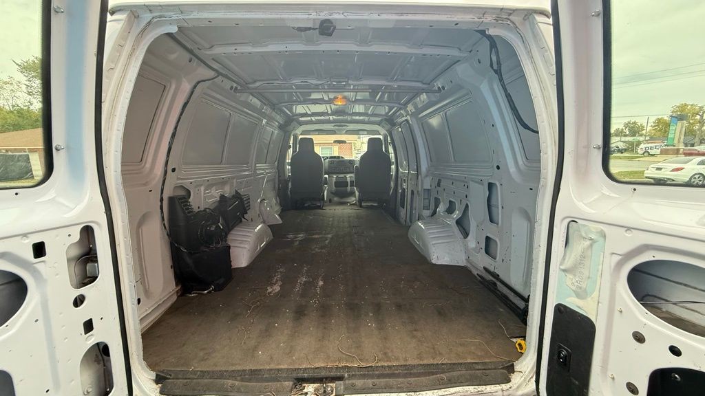 2013 Ford E-150 Image 6