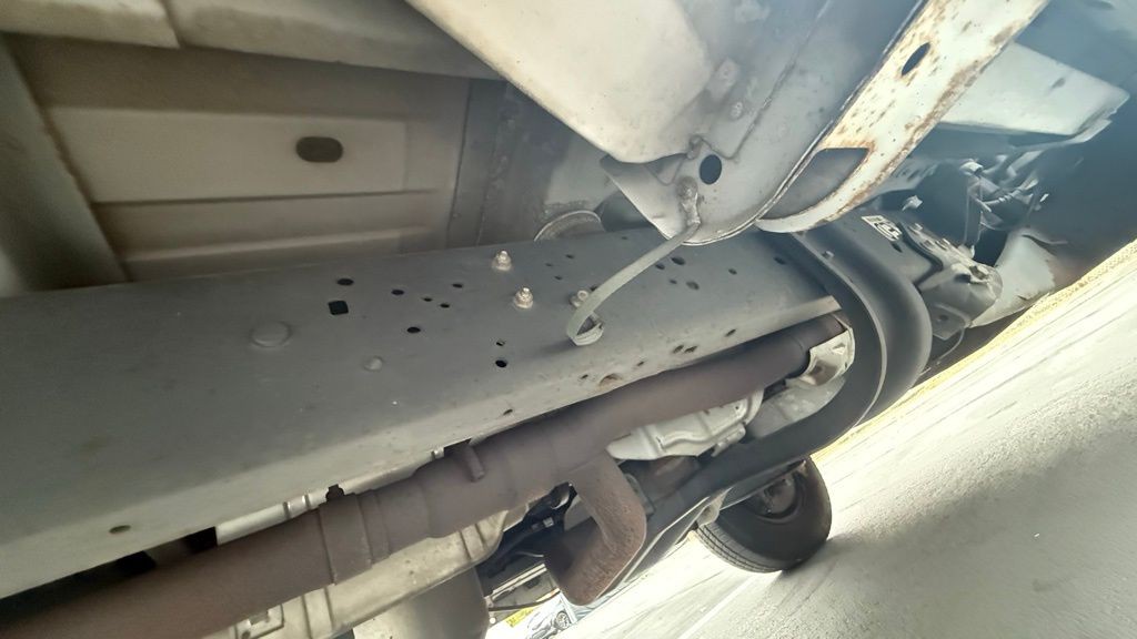 2013 Ford E-150 Image 23