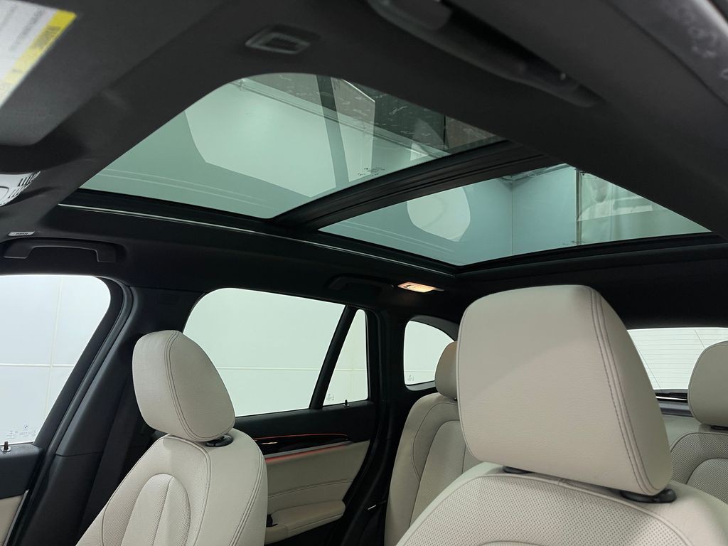 2019 BMW X1 Image 12