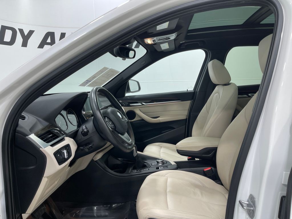 2019 BMW X1 Image 14