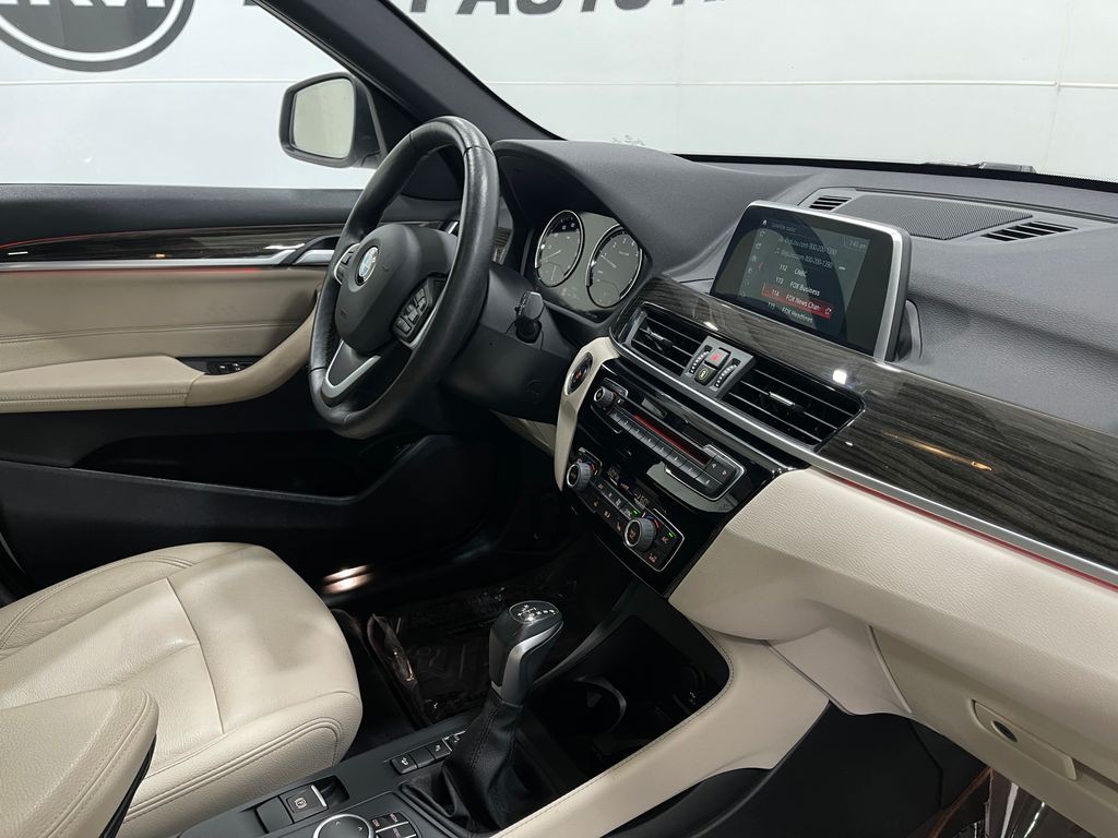 2019 BMW X1 Image 21
