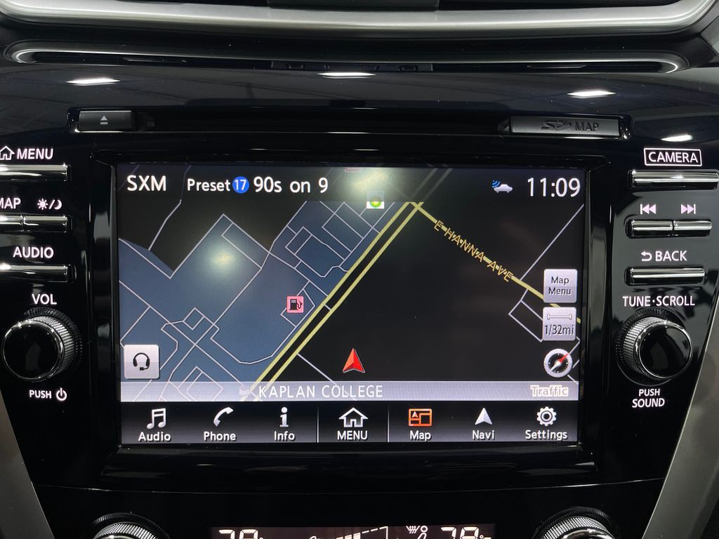 2018 Nissan Murano Image 10