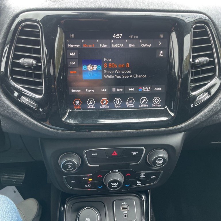 2018 Jeep Compass Image 11