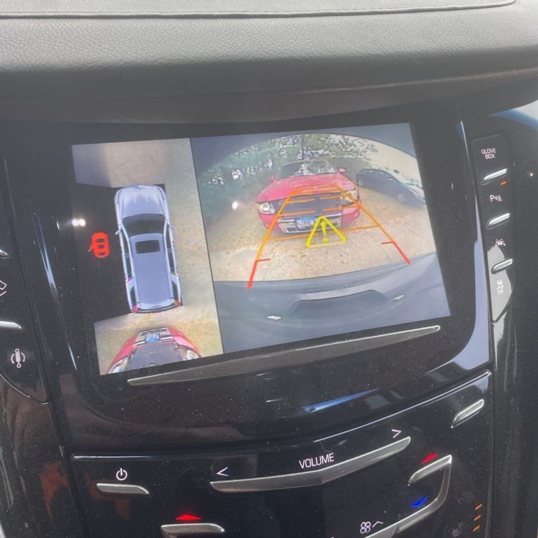 2016 Cadillac Escalade Image 13