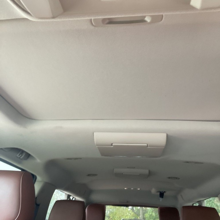 2016 Cadillac Escalade Image 14