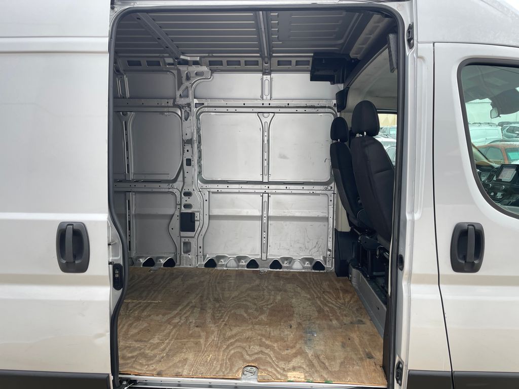 2022 RAM Promaster Image 25