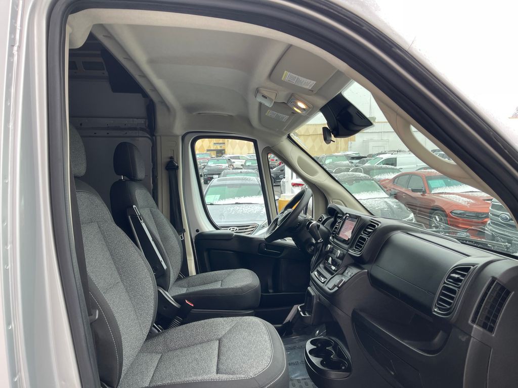 2022 RAM Promaster Image 27