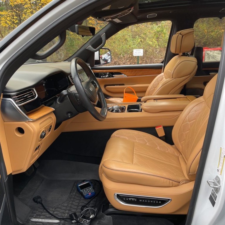 2022 Jeep Grand Cherokee Image 7