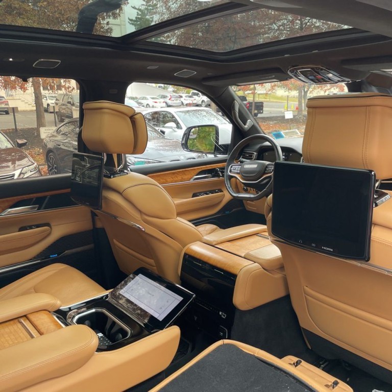 2022 Jeep Grand Cherokee Image 17