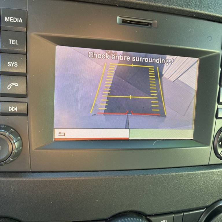 2017 Mercedes-Benz Sprinter Image 11