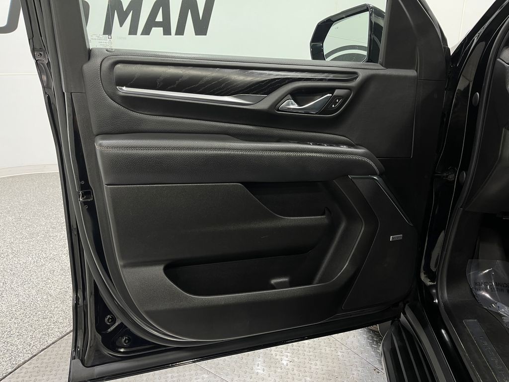 2021 GMC Yukon Image 16