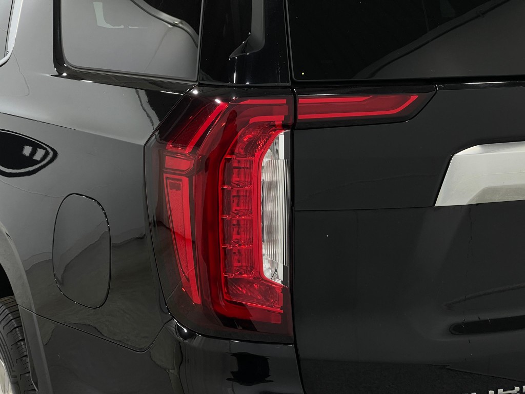 2021 GMC Yukon Image 36