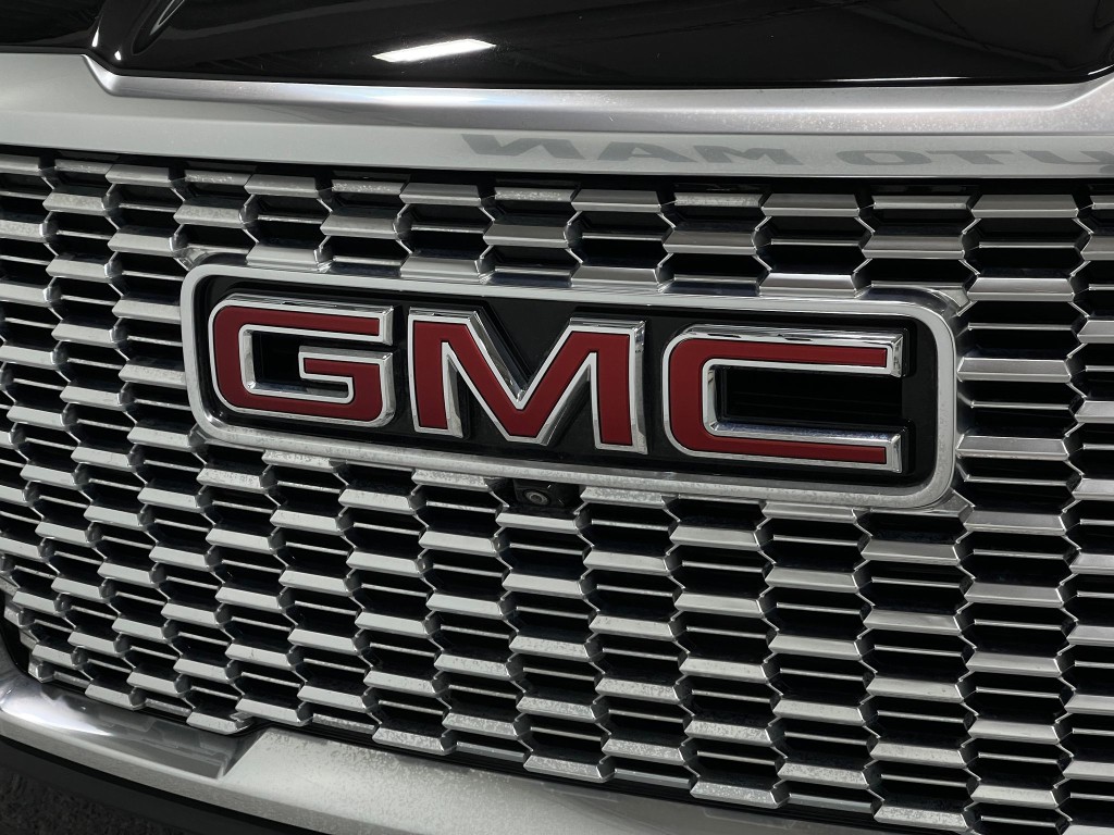 2021 GMC Yukon Image 40