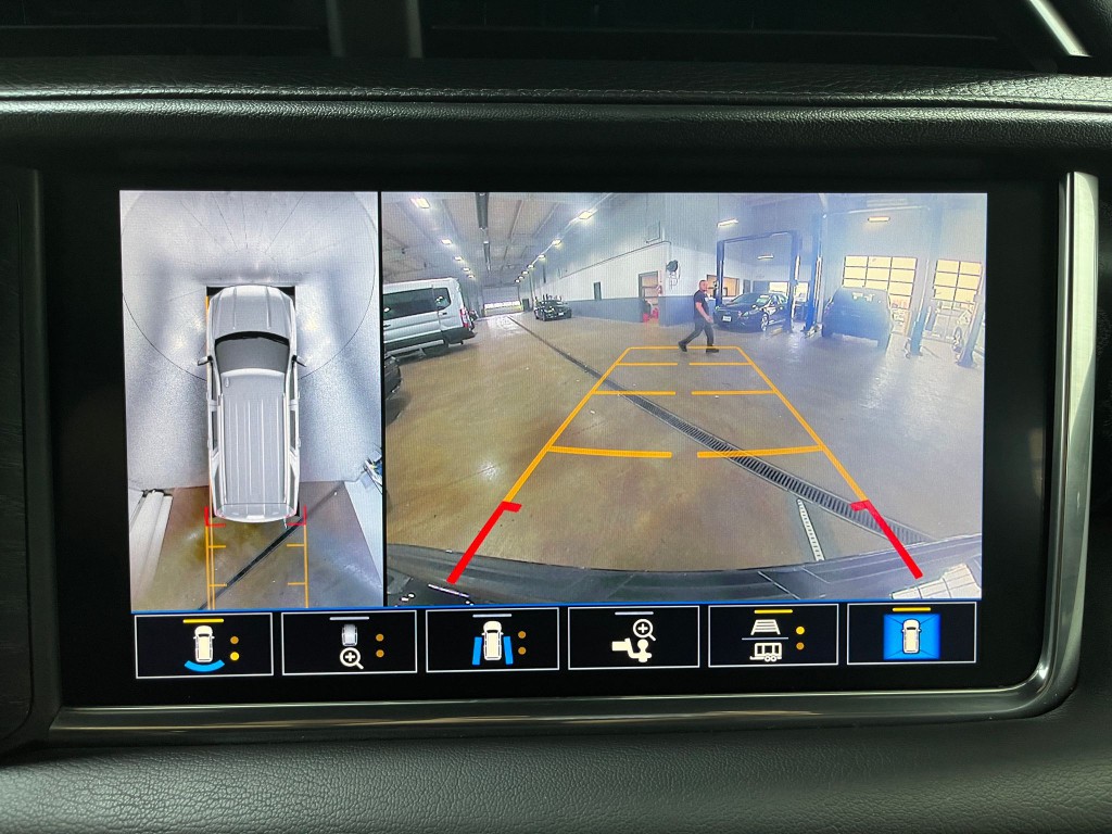 2021 GMC Yukon Image 11