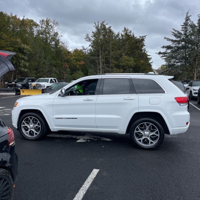 2020 Jeep Grand Cherokee Image 4