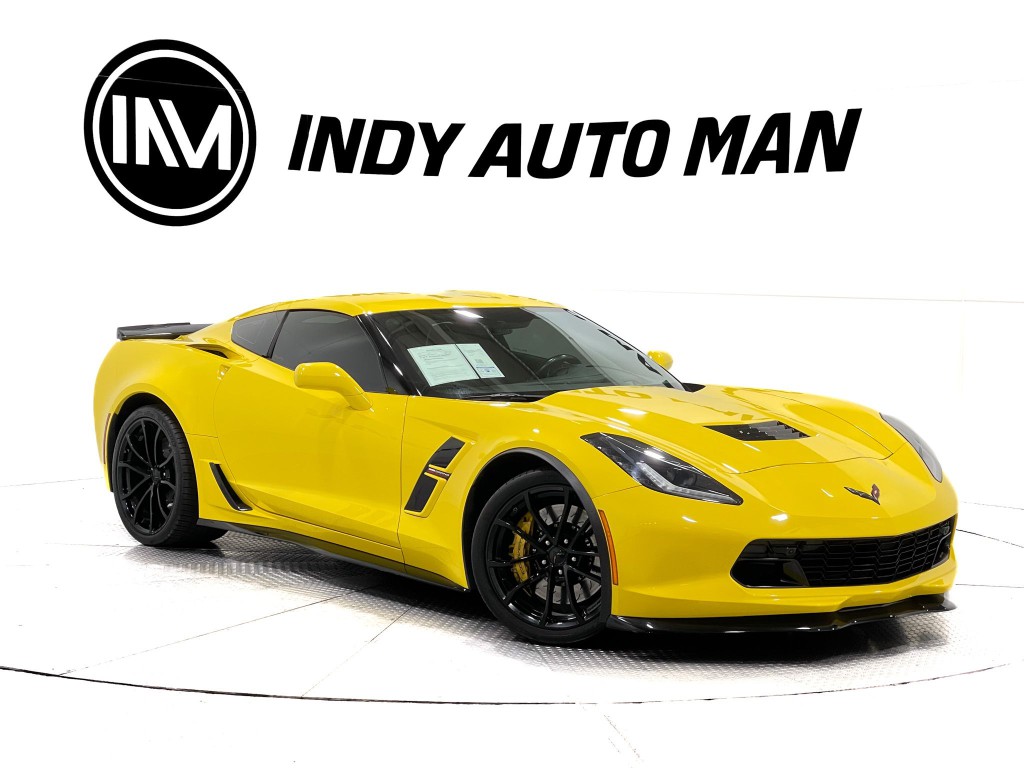 2018 Chevrolet Corvette Image 2