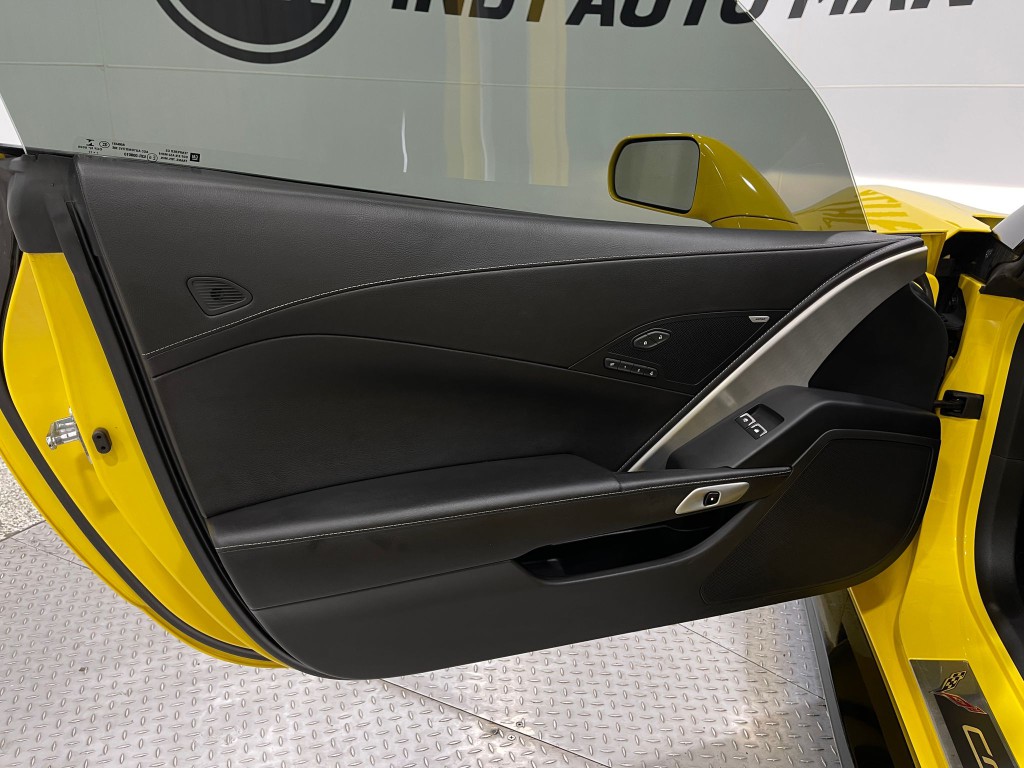 2018 Chevrolet Corvette Image 14