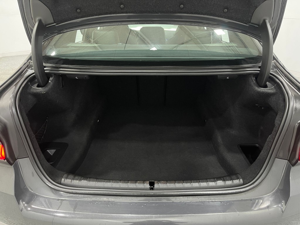 2021 BMW M5 Image 27