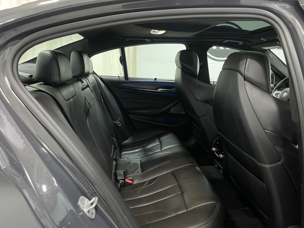 2021 BMW M5 Image 32