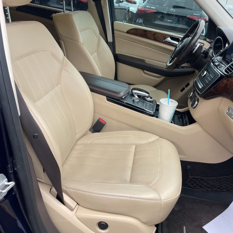 2017 Mercedes-Benz GLS-Class Image 8