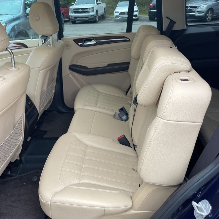 2017 Mercedes-Benz GLS-Class Image 17