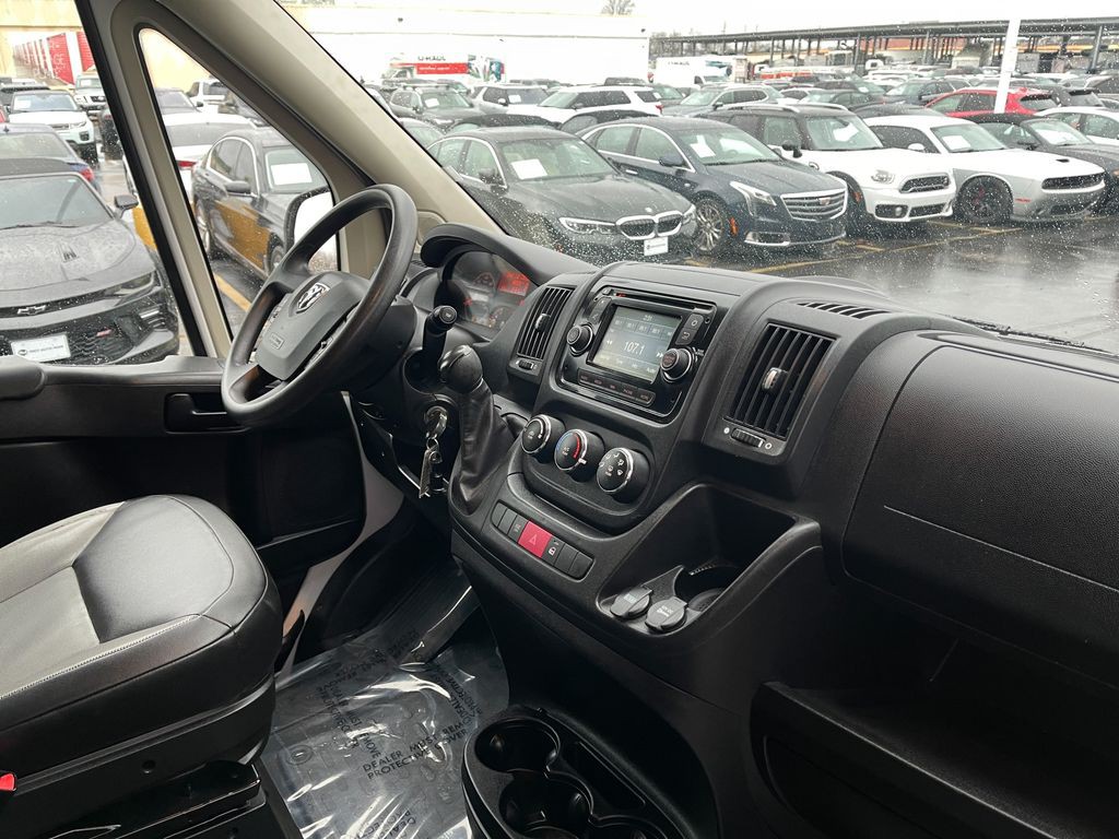 2016 RAM Promaster Image 16