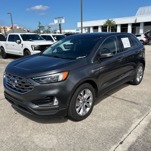2020 Ford Edge Image 2