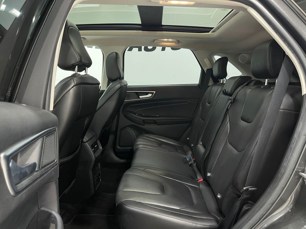 2020 Ford Edge Image 31