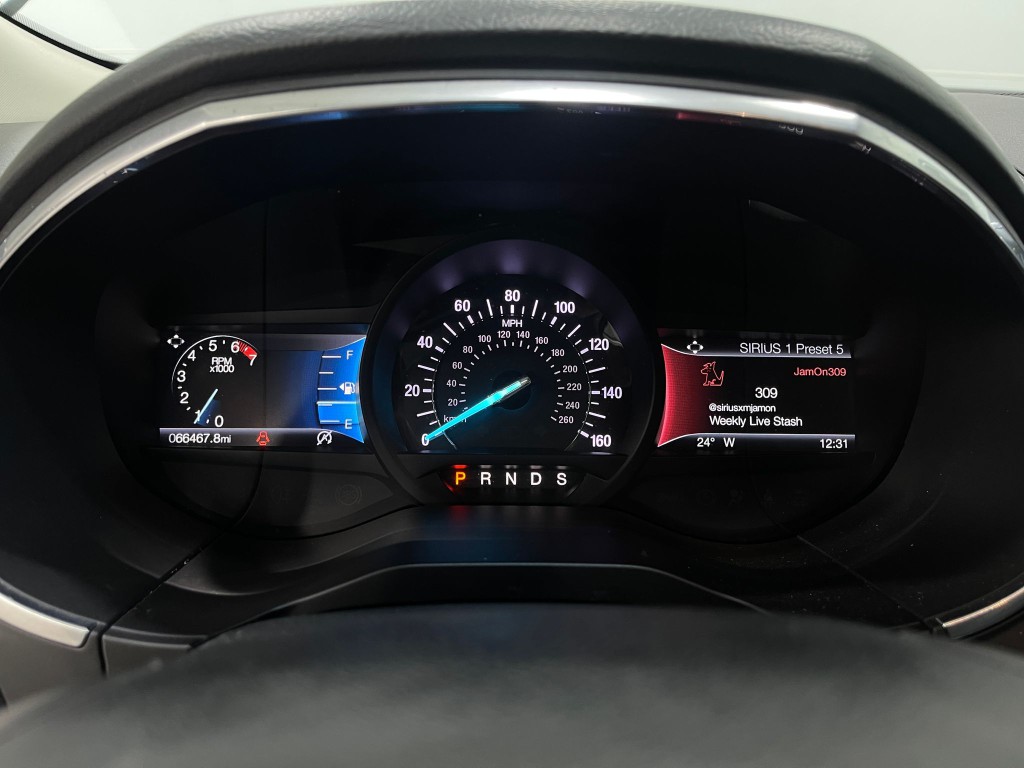 2020 Ford Edge Image 24