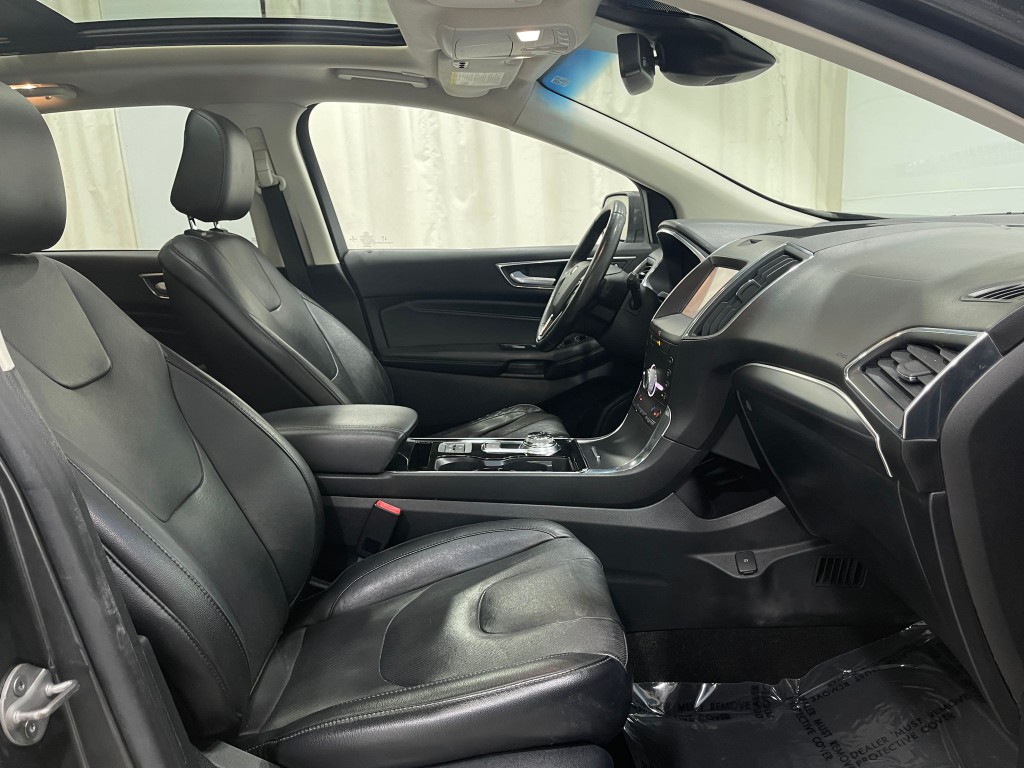 2020 Ford Edge Image 33