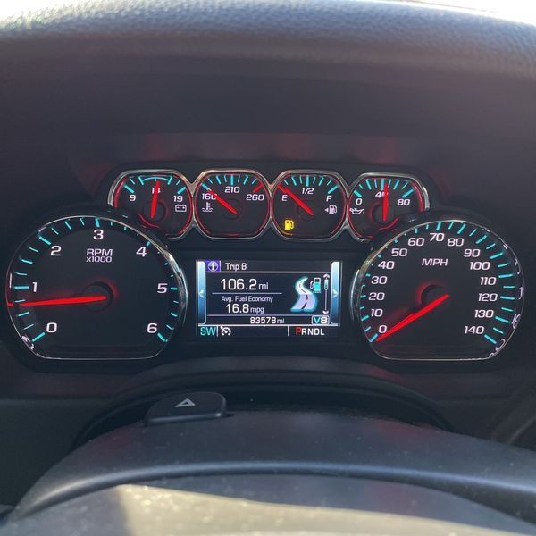 2019 Chevrolet Suburban Image 8