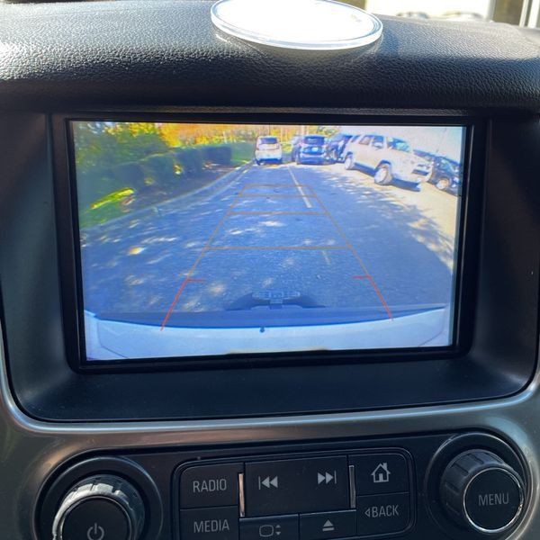 2019 Chevrolet Suburban Image 11