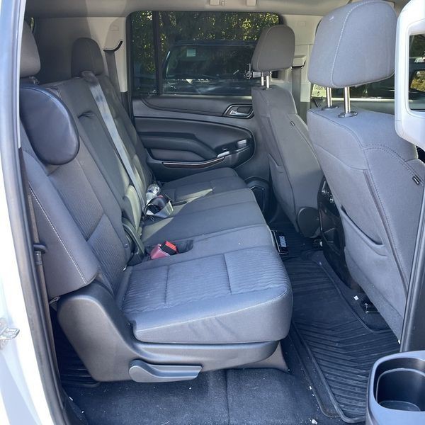2019 Chevrolet Suburban Image 13
