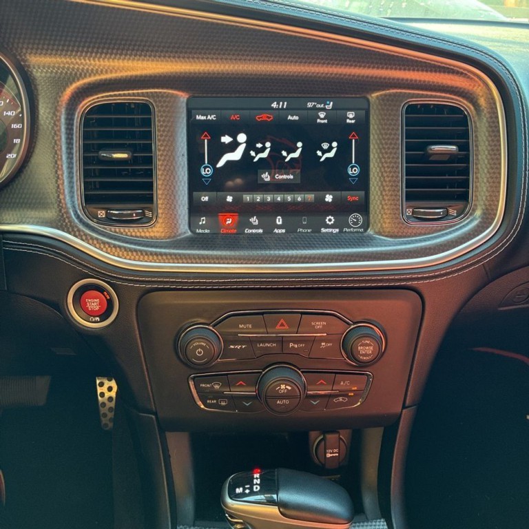 2022 Dodge Charger Image 12