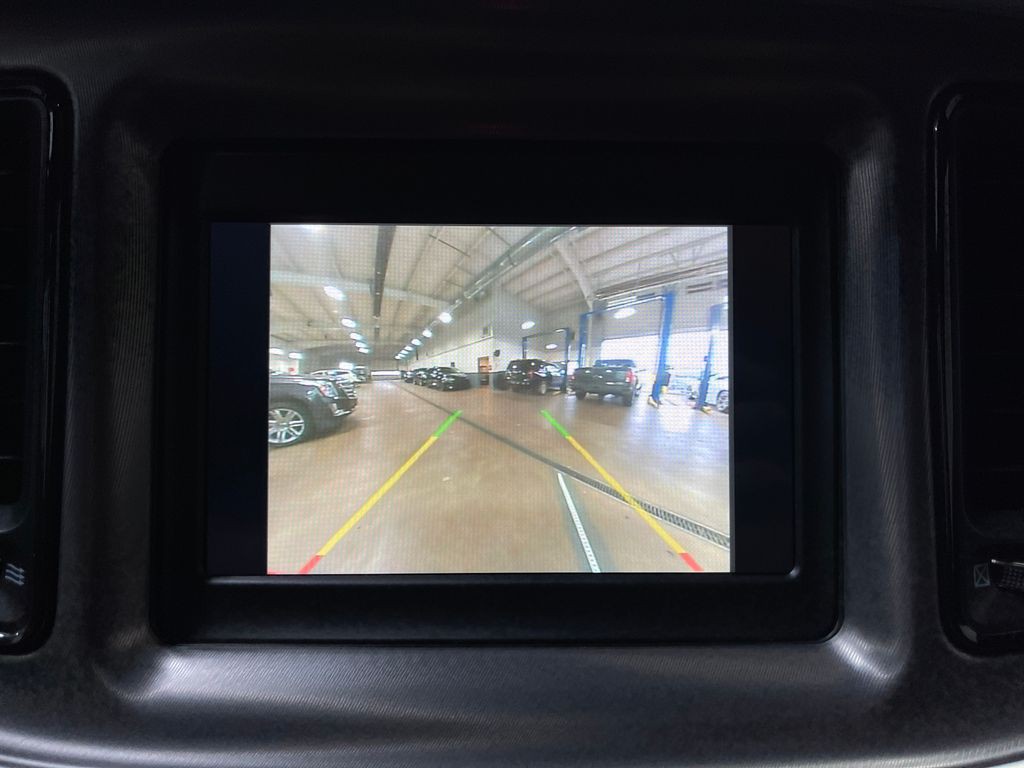 2022 Dodge Challenger Image 10