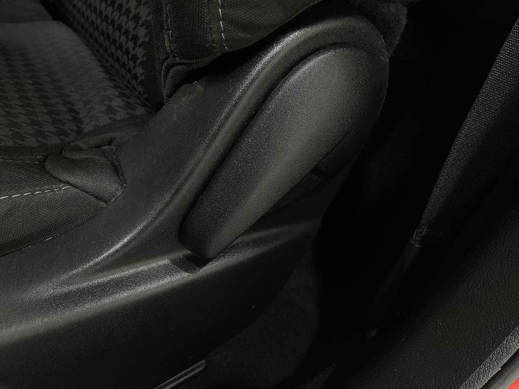 2022 Dodge Challenger Image 15