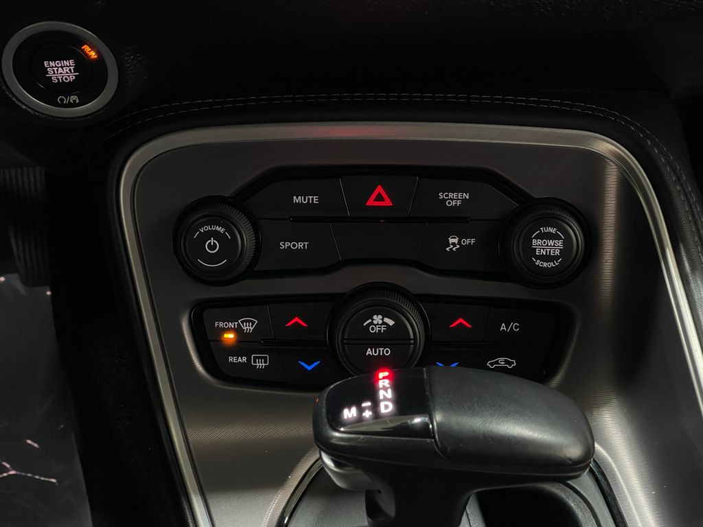 2022 Dodge Challenger Image 23