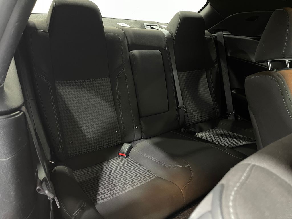 2022 Dodge Challenger Image 29