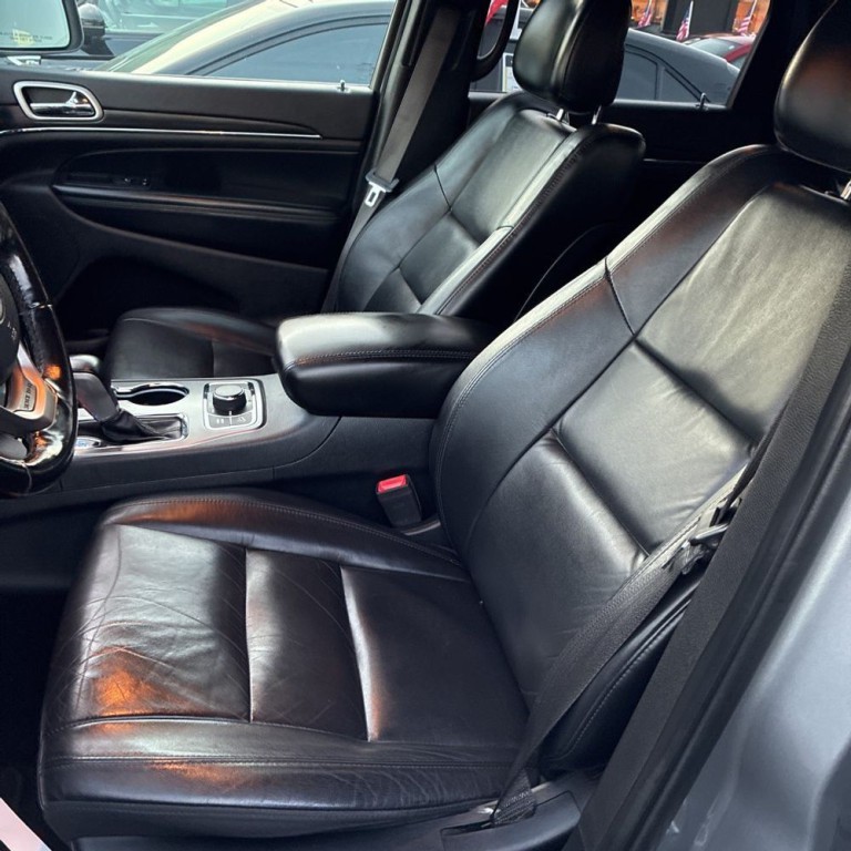 2020 Jeep Grand Cherokee Image 5