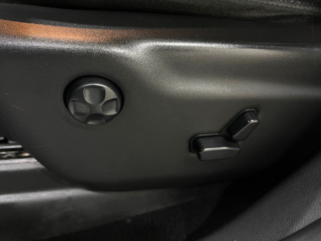 2020 Jeep Grand Cherokee Image 17