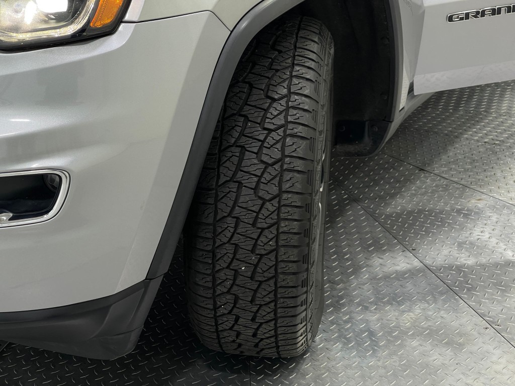 2020 Jeep Grand Cherokee Image 36