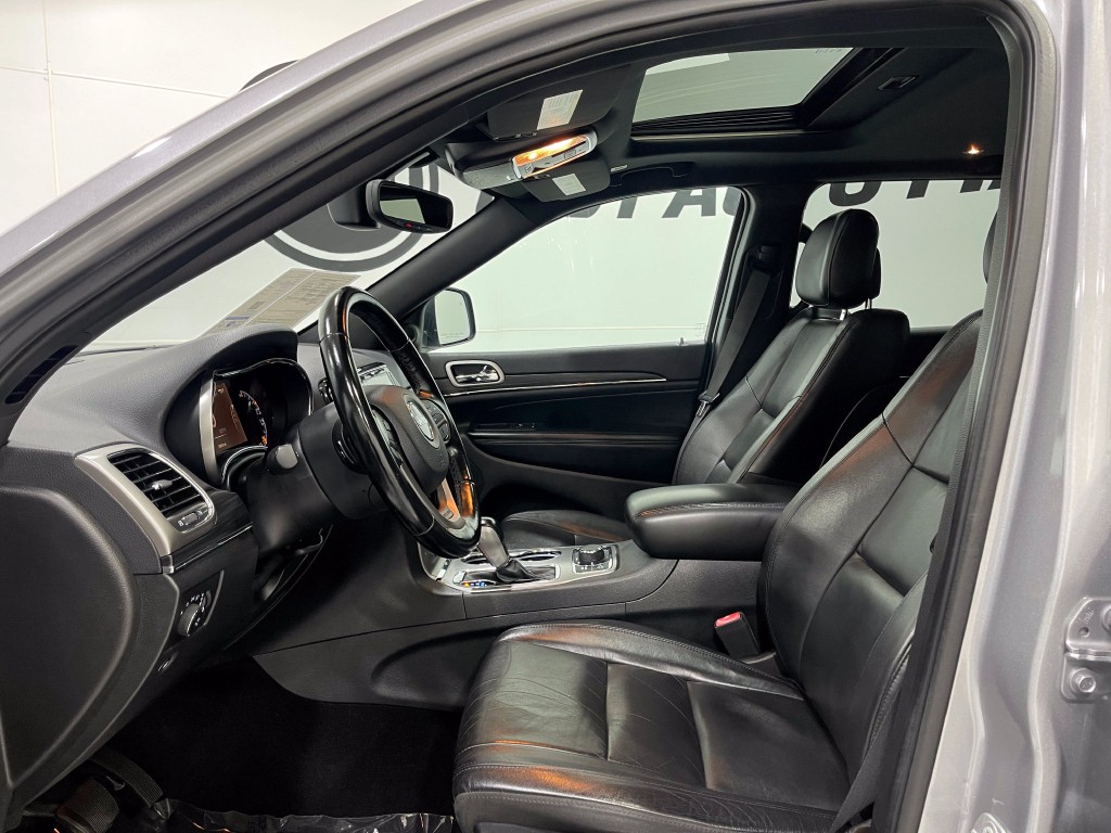 2020 Jeep Grand Cherokee Image 12
