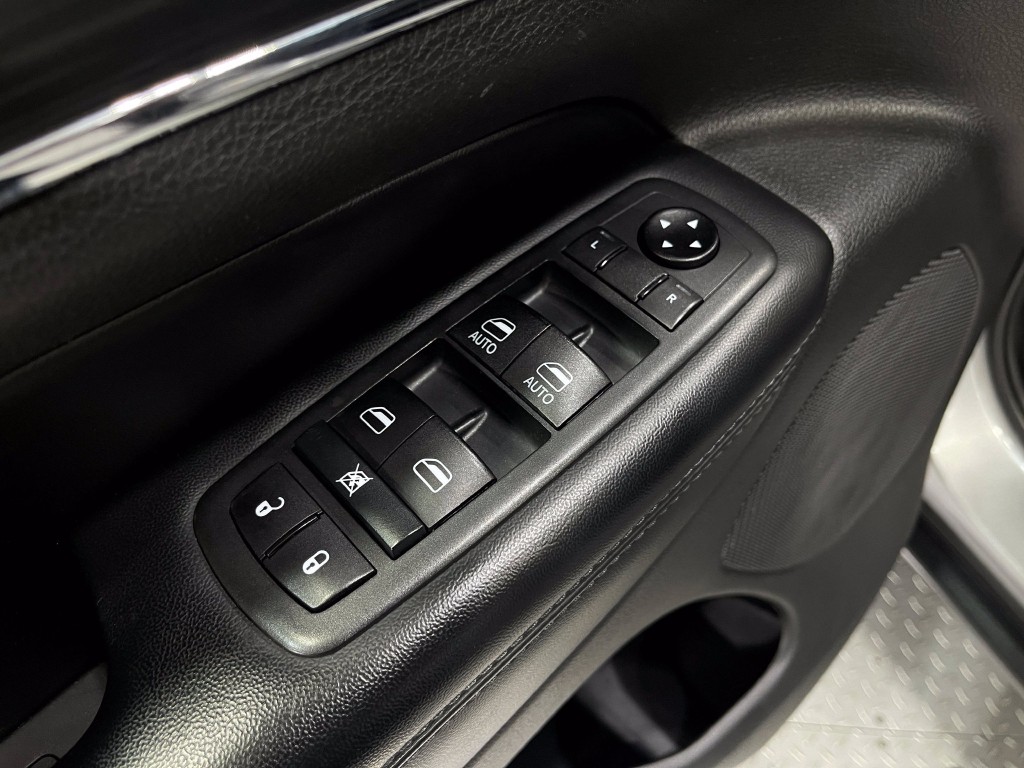 2020 Jeep Grand Cherokee Image 15