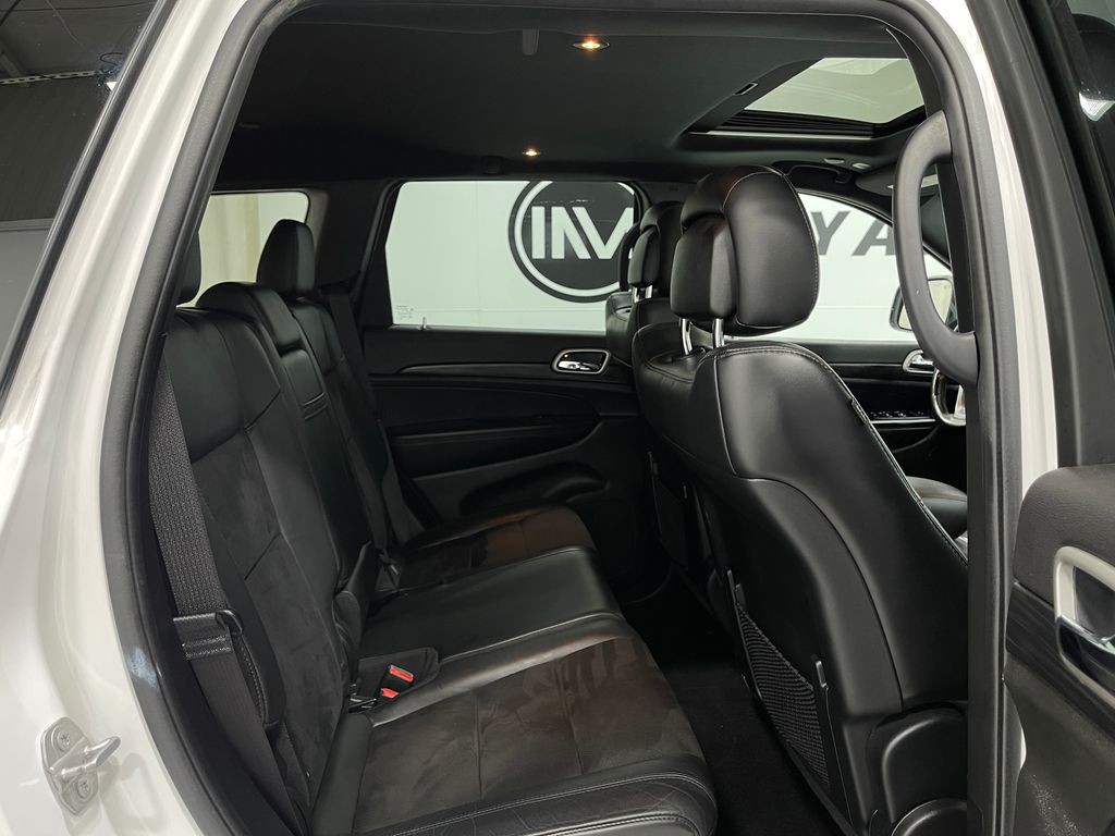 2020 Jeep Grand Cherokee Image 32