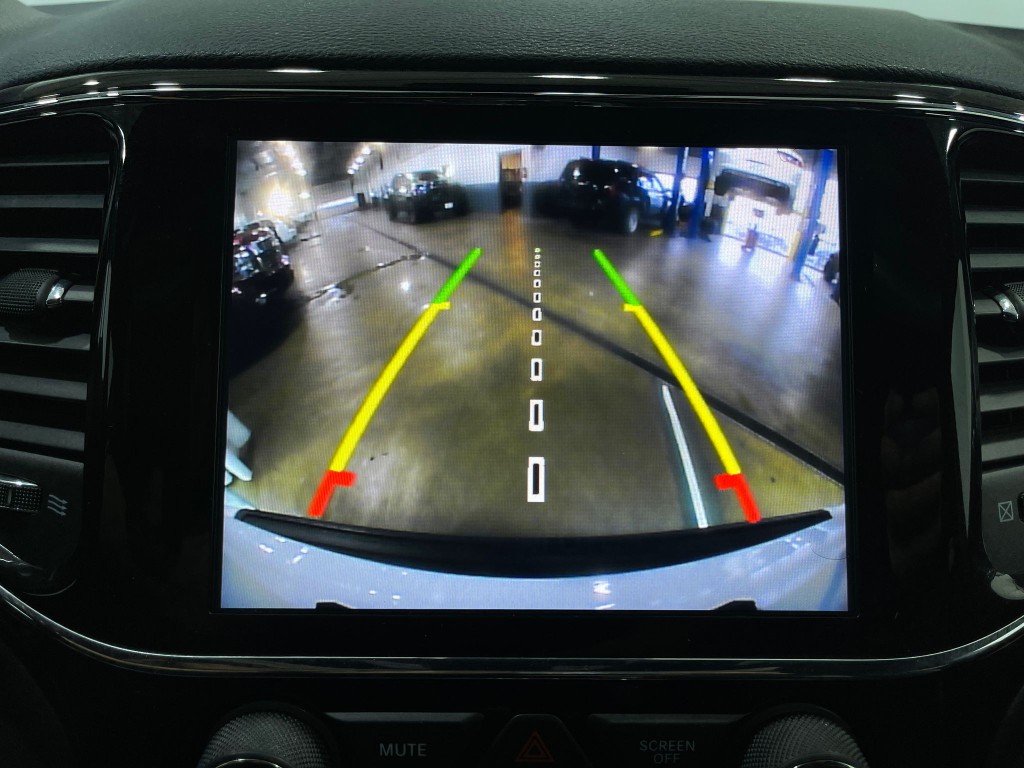 2020 Jeep Grand Cherokee Image 11