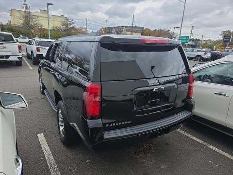 2019 Chevrolet Suburban Image 4