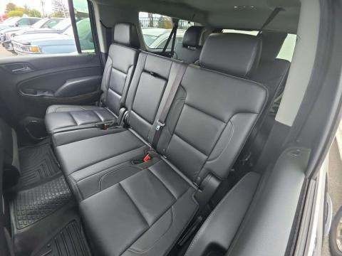 2019 Chevrolet Suburban Image 10